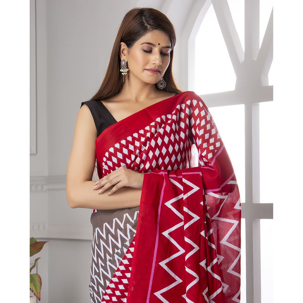Red & Grey Ikat Print Mul-Cotton Saree Saree AmitJaipur 